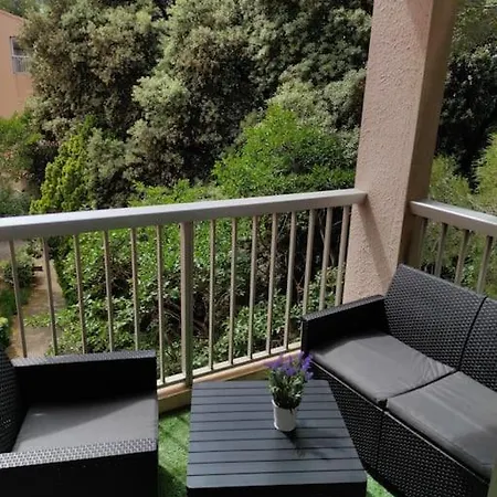 Charmant Studio Climatise 24 M2 Terrasse A 100M De La Plage Saint-Mandrier-sur-Mer Exterior foto